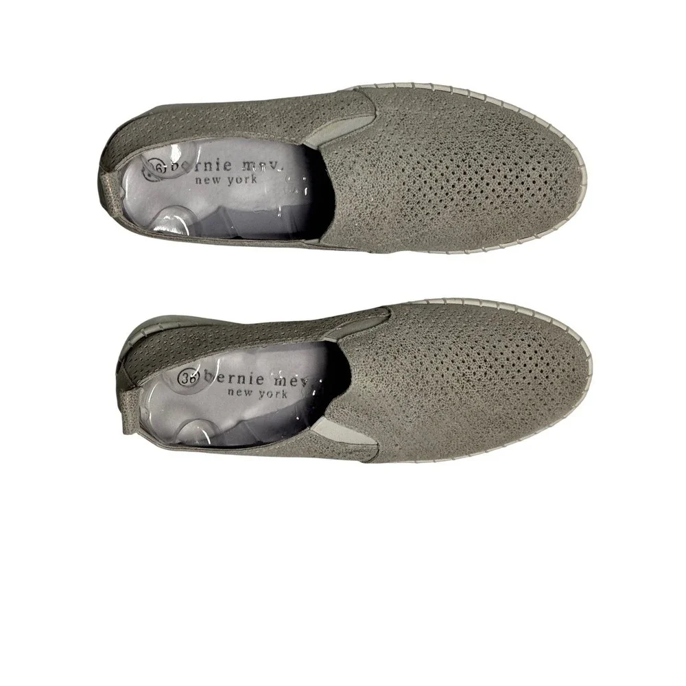 Bernie Mev New York Womens Metallic Pewter Perforated Slip On Sneakers‎ Size 36